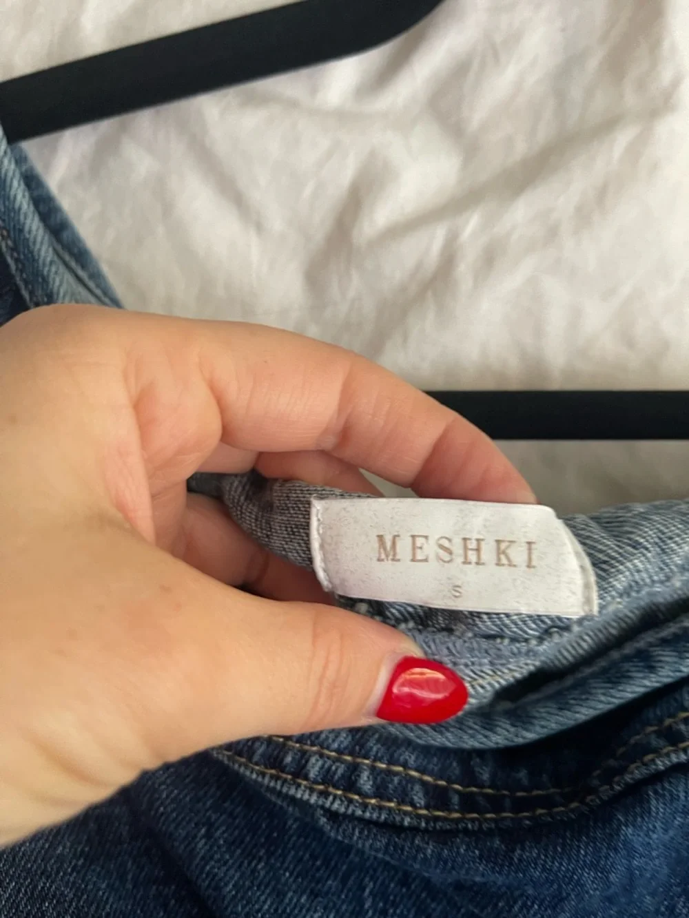 MESHKI Off-the-Shoulder Denim Top Asymmetrical Crop Side Tie Edge Y2K Size Small - Picture 6 of 13